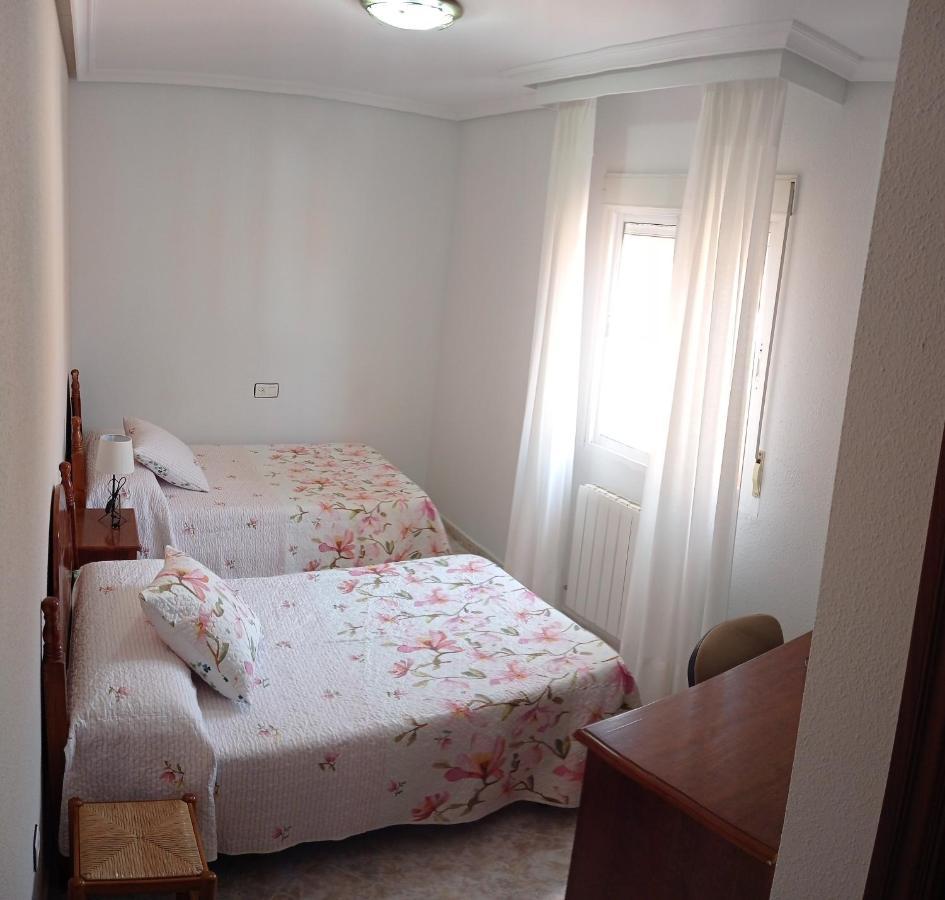 Abadía Hostal Restaurante El Abad المظهر الخارجي الصورة